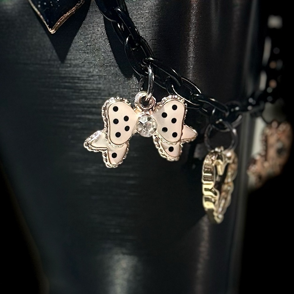 Charming Black and Silver Bow Bracelet - Picture 3 of 5